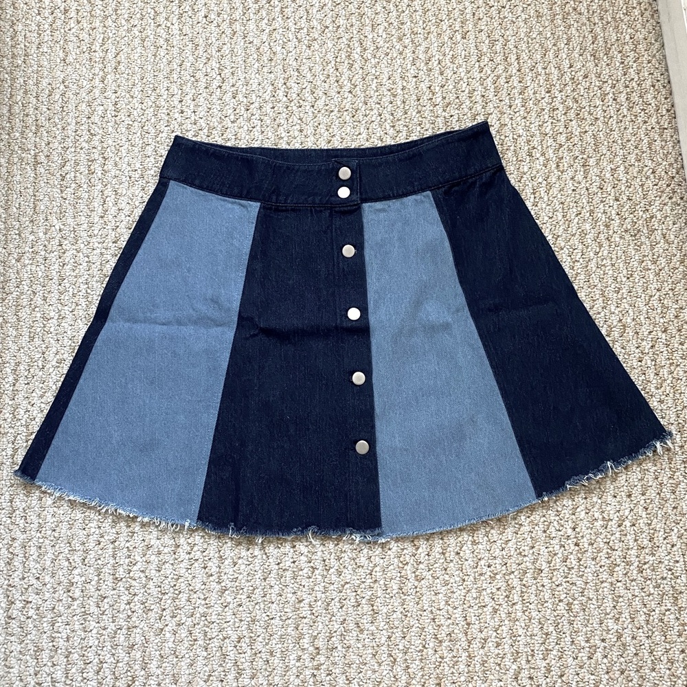 STOLEN HEARTS | Denim Mini Skirt Large - Picture 3 of 16